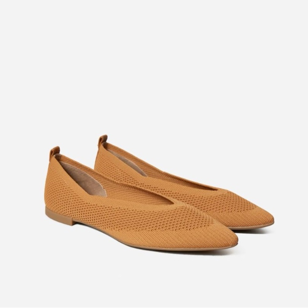Everlane Pointed Knit Slip-On Flats in Camel Tan
